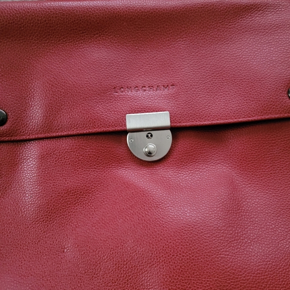 Longchamp Red Laptop Bag Sleek Design Durable Material - Picture 5 of 8